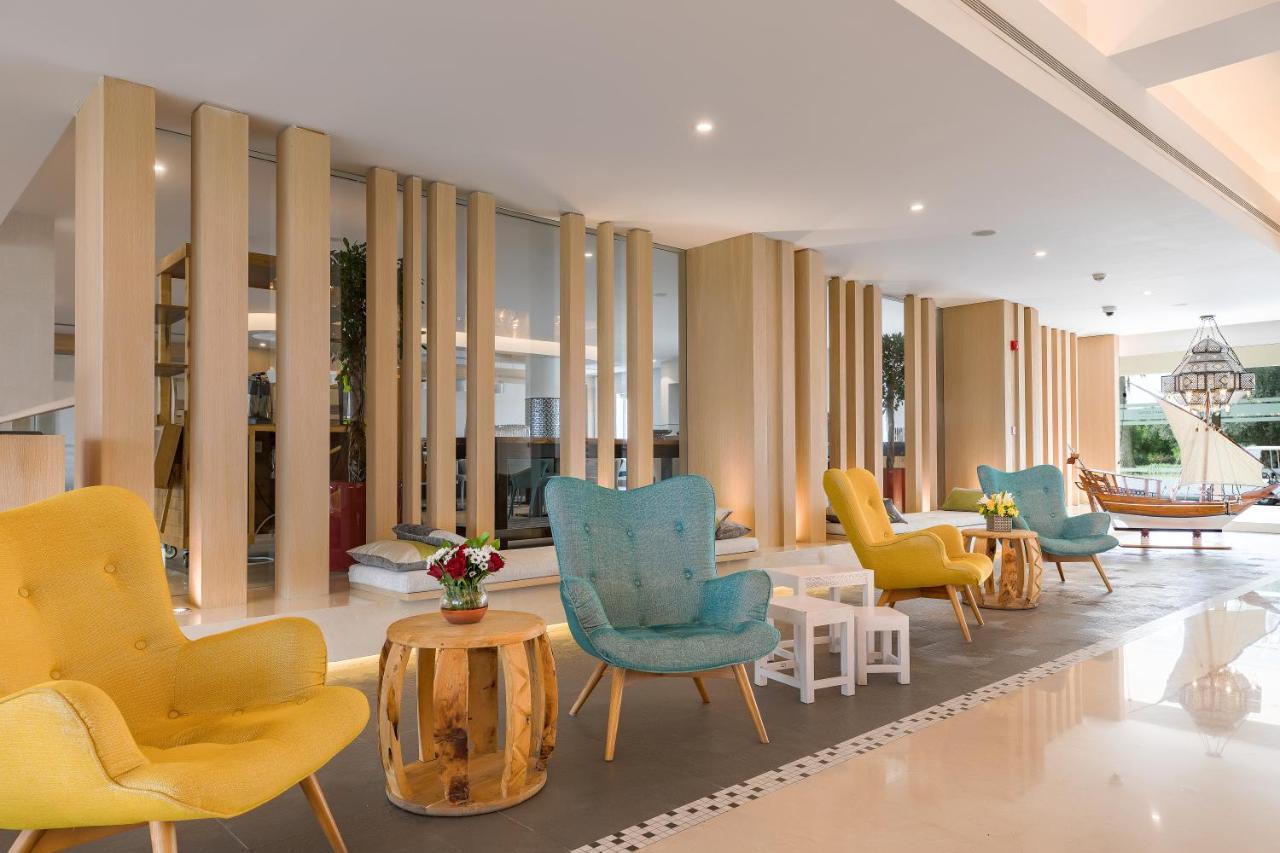 Sealine Beach, A Murwab Resort Mesaieed Esterno foto Lobby