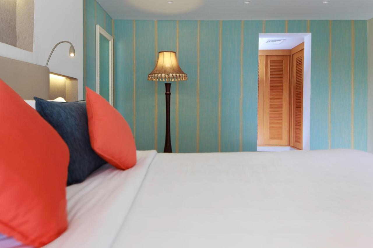 Sealine Beach, A Murwab Resort Mesaieed Esterno foto A bedroom at the hotel