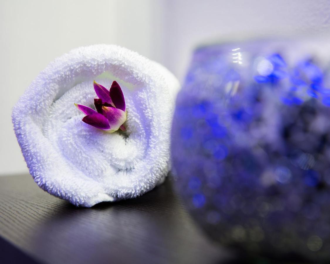 Sealine Beach, A Murwab Resort Mesaieed Esterno foto A spa towel
